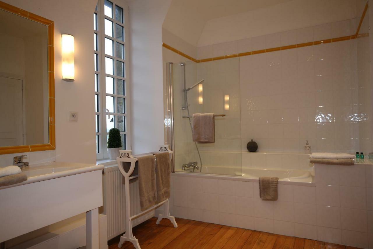 La Sicorie Bed & Breakfast Saint-Germain-le-Guillaume ภายนอก รูปภาพ